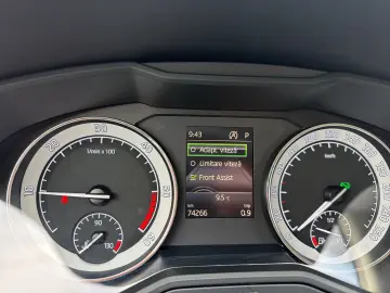 Škoda Superb AMBITION 2.0 TDI DSG