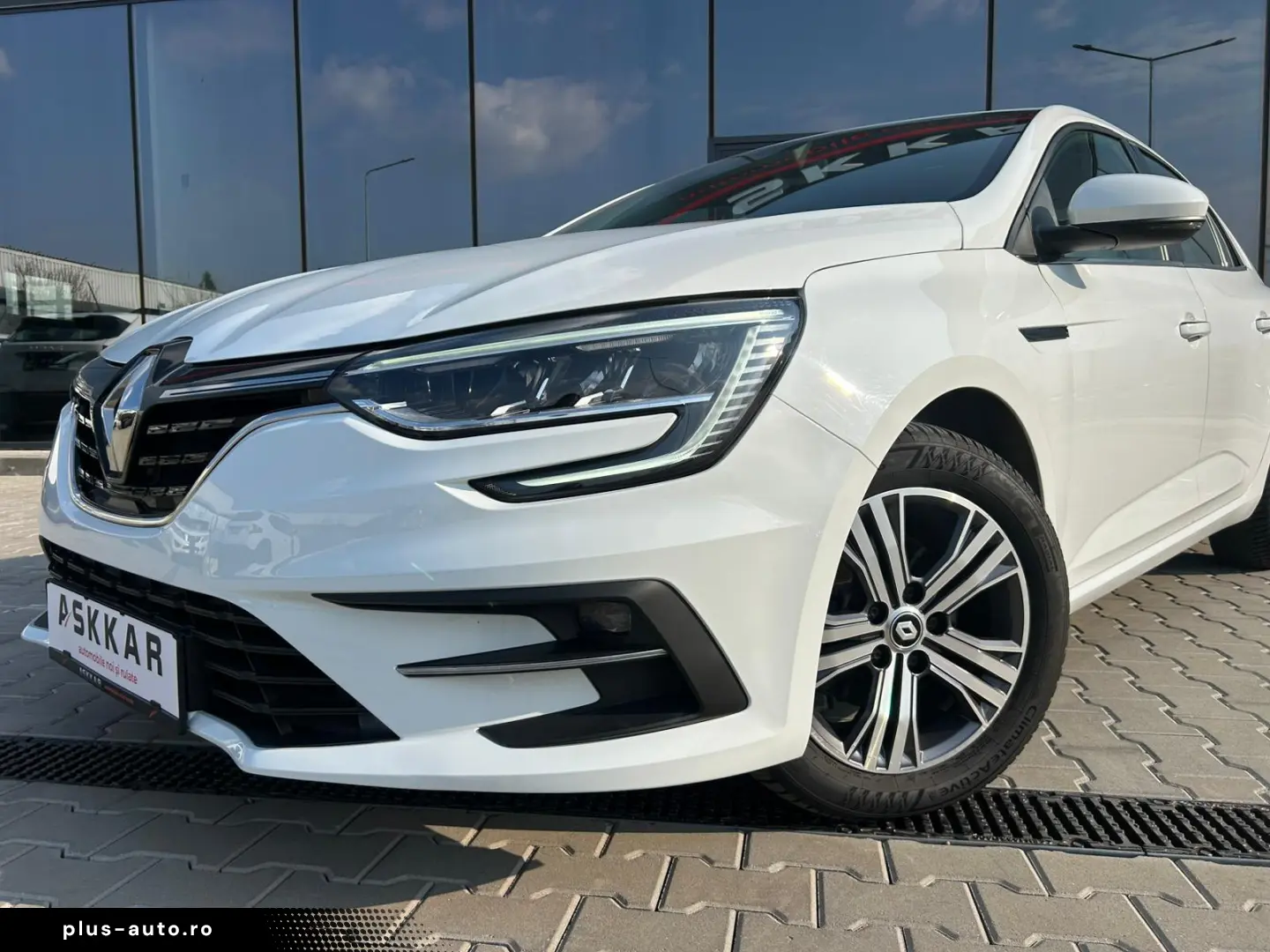 Renault Megane TCe 140 EDC GPF Zen 2023