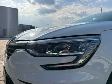 Renault Megane TCe 140 EDC GPF Zen 2023