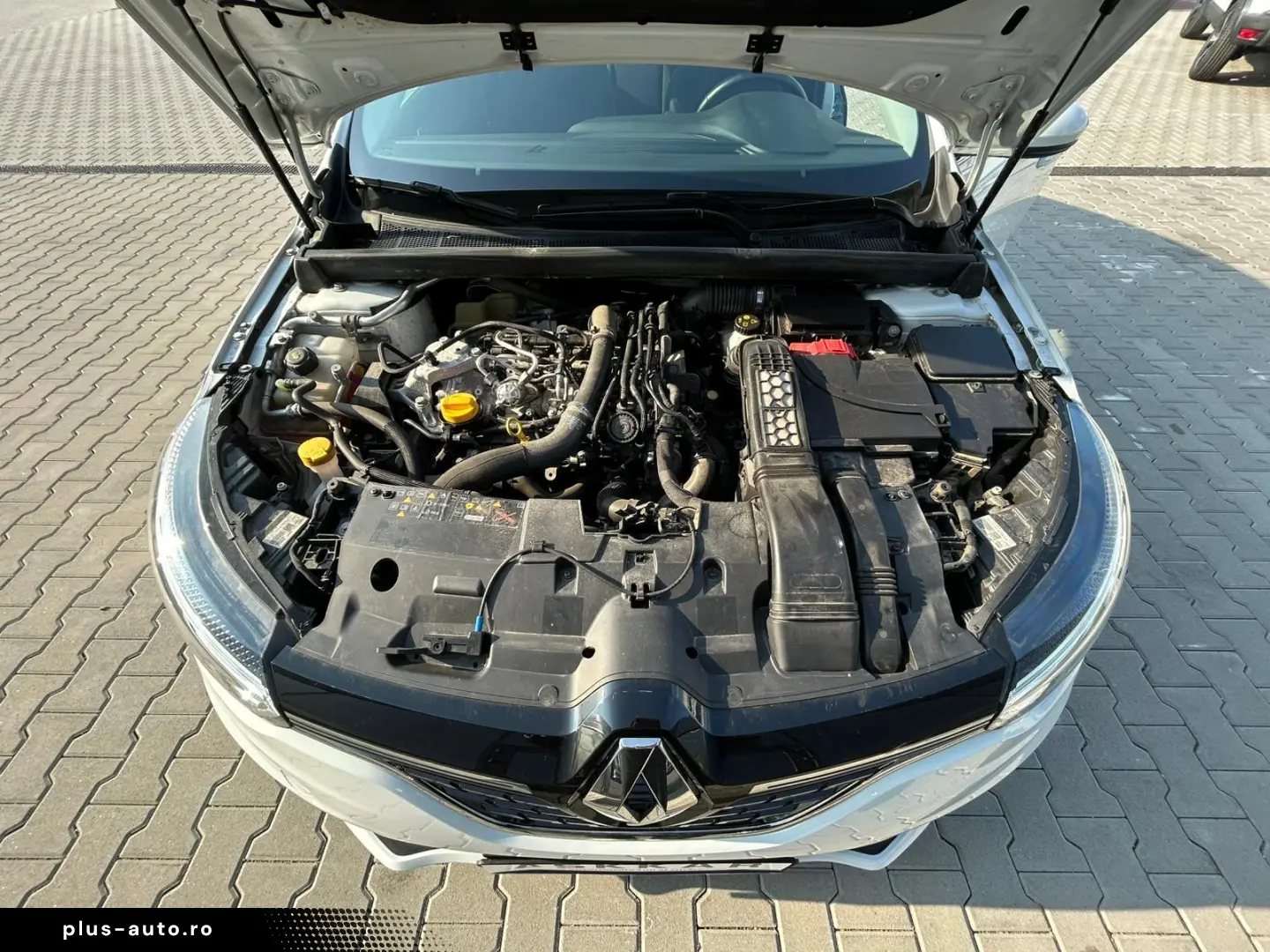 Renault Megane TCe 140 EDC GPF Zen 2023