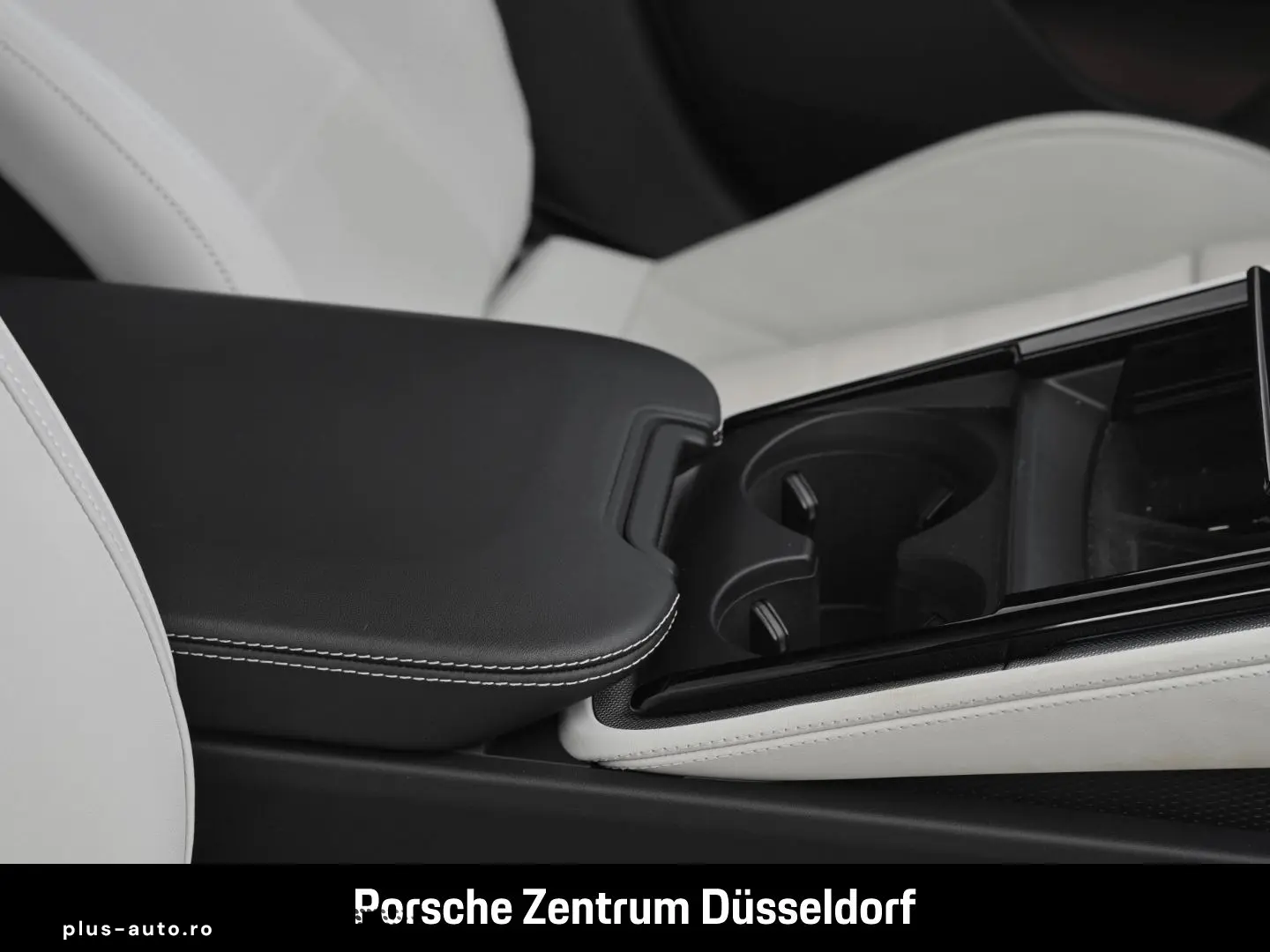 PORSCHE Panamera 4 E-Hybrid HeadUp Soft-Close Sportabgas