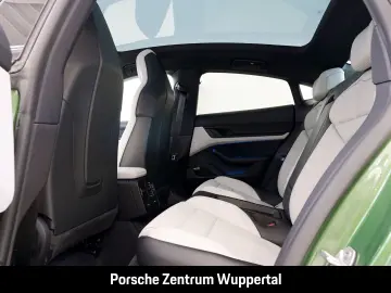 PORSCHE Taycan 4S Nachtsicht Surround-View BOSE 21-Zoll