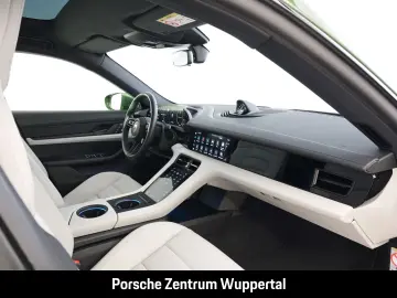PORSCHE Taycan 4S Nachtsicht Surround-View BOSE 21-Zoll