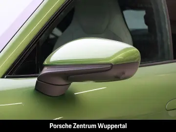 PORSCHE Taycan 4S Nachtsicht Surround-View BOSE 21-Zoll