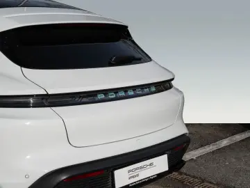 PORSCHE Taycan GTS Sport Turismo Sport Chrono Paket