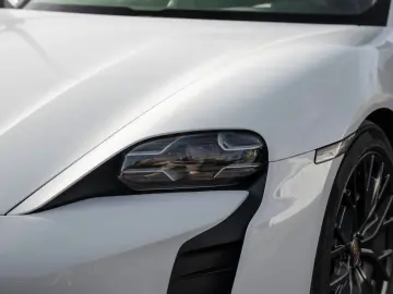 PORSCHE Taycan GTS Sport Turismo Sport Chrono Paket