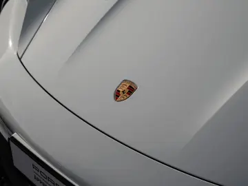 PORSCHE Taycan GTS Sport Turismo Sport Chrono Paket