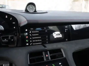 PORSCHE Taycan GTS Sport Turismo Sport Chrono Paket