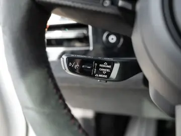 PORSCHE Taycan GTS Sport Turismo Sport Chrono Paket