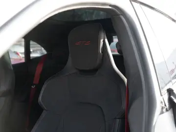 PORSCHE Taycan GTS Sport Turismo Sport Chrono Paket