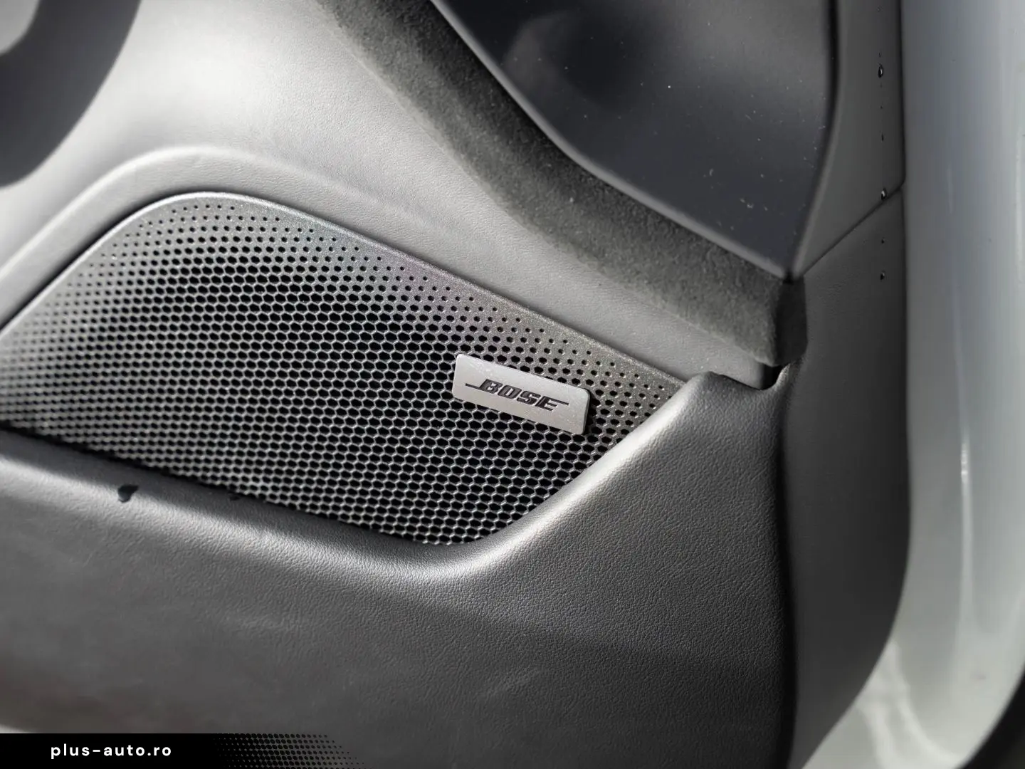 PORSCHE Taycan GTS Sport Turismo Sport Chrono Paket