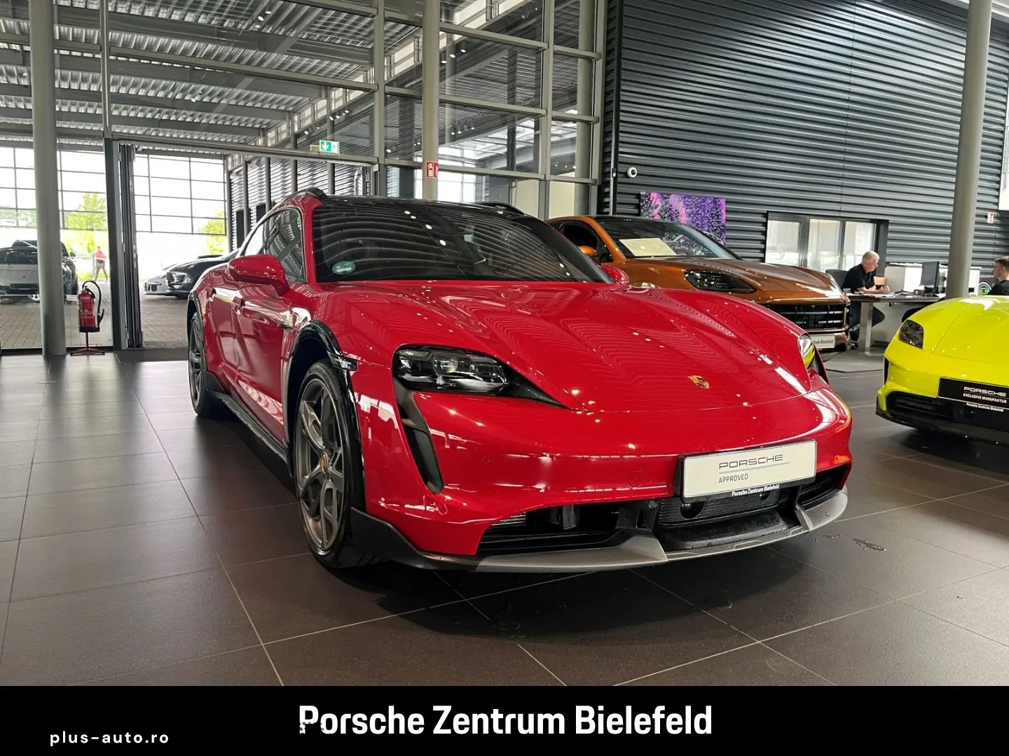 PORSCHE Taycan Turbo S Cross Turismo Clubleder Nachtsich