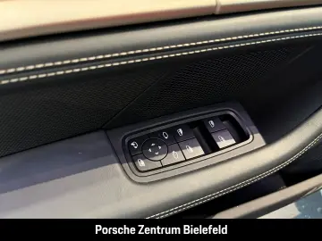 PORSCHE Taycan Turbo S Cross Turismo Clubleder Nachtsich