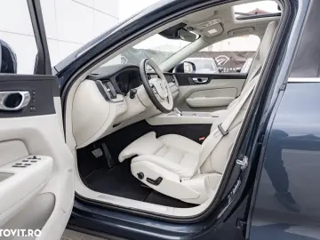 Volvo XC 60 Recharge T6 Twin Engine eAWD