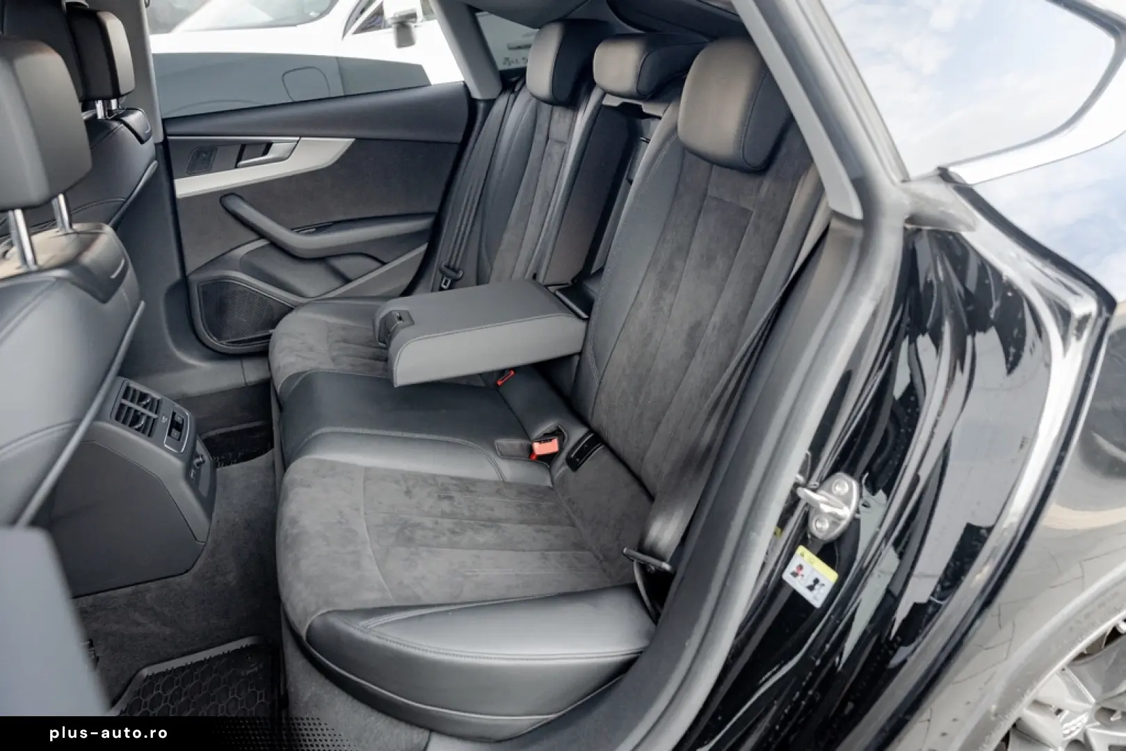 Audi A5 ack 2.0 30 TDI S tronic MHEV S Line