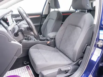 Volkswagen Golf VIII