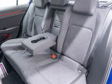 Volkswagen Golf VIII