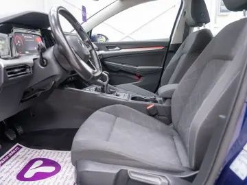 Volkswagen Golf VIII