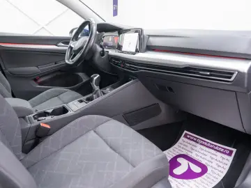 Volkswagen Golf VIII