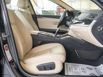 BMW Seria 5 FL 520d Steptronic  Luxury Line