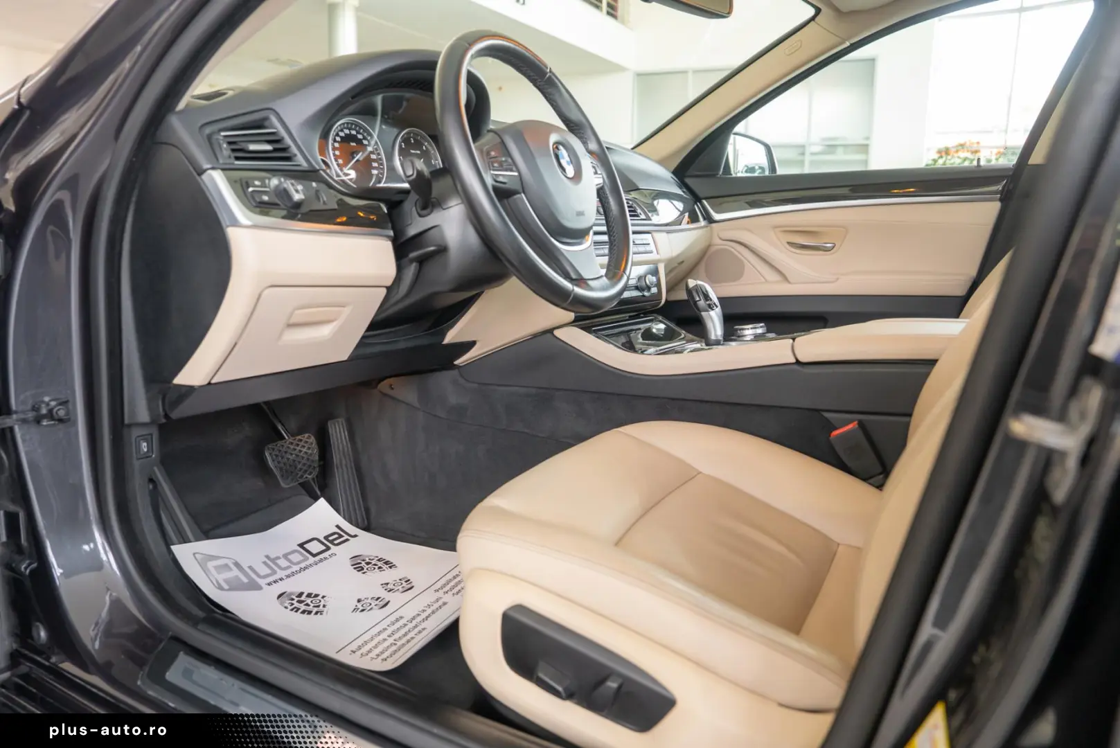 BMW Seria 5 FL 520d Steptronic  Luxury Line