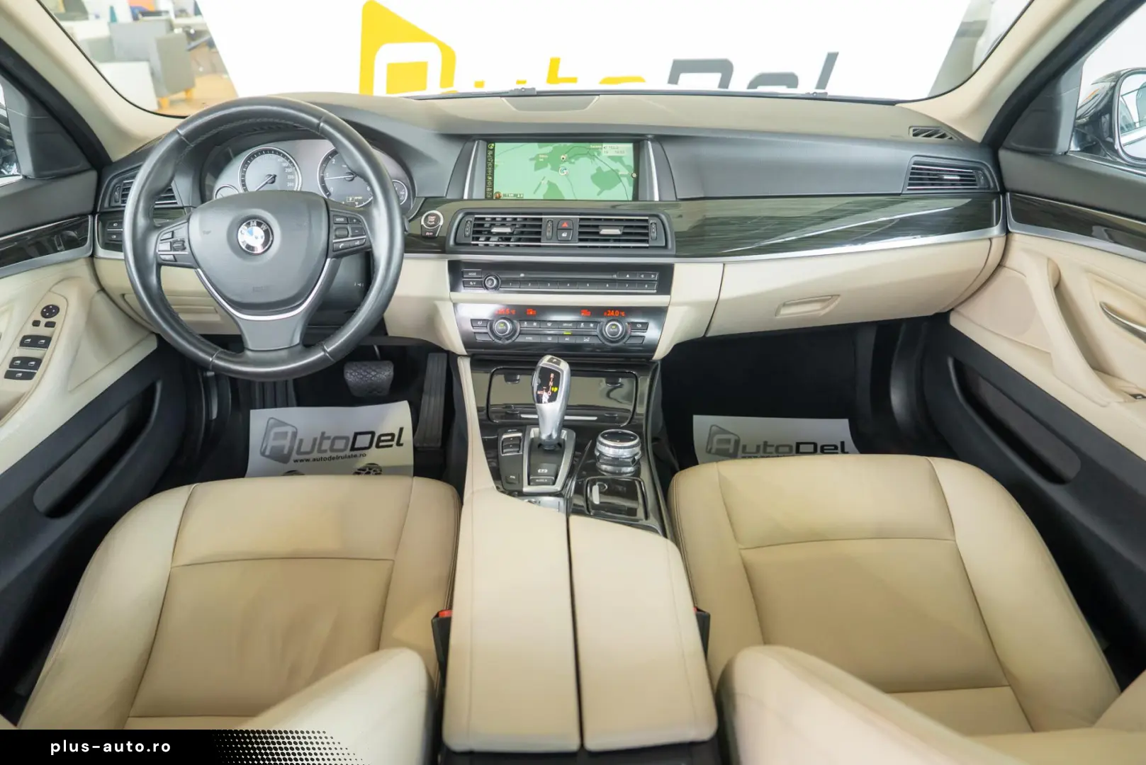 BMW Seria 5 FL 520d Steptronic  Luxury Line