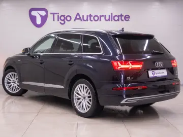 Audi Q7 E-tron