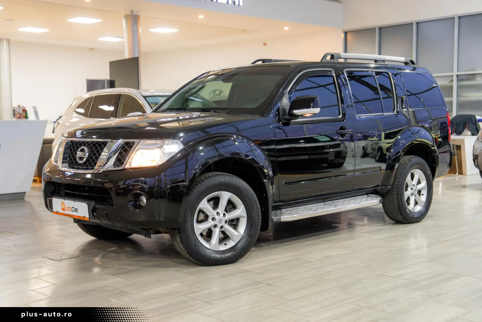 Nissan Pathfinder 2.5dCi 4x4 - Automat