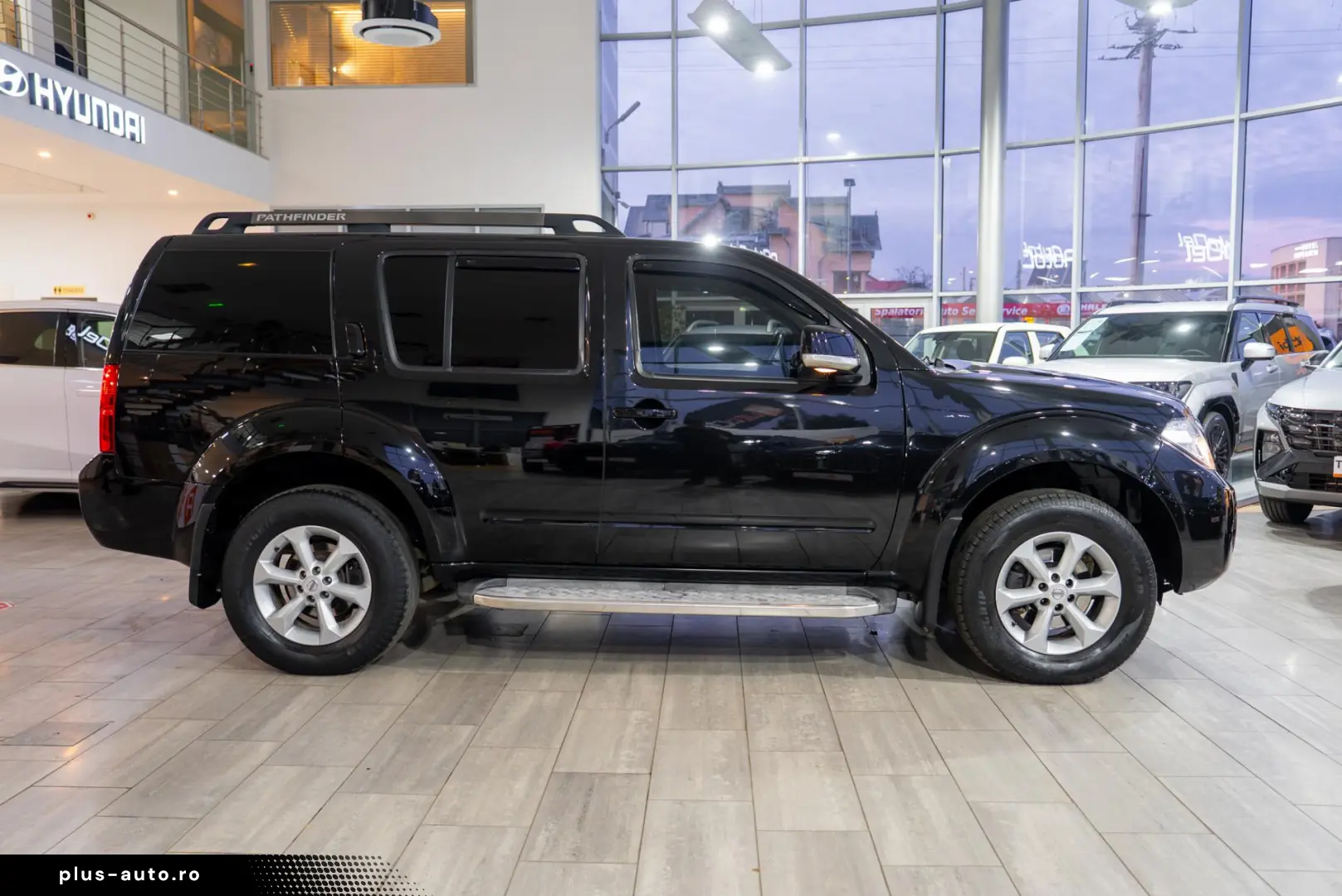 Nissan Pathfinder 2.5dCi 4x4 - Automat