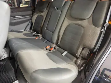 Nissan Pathfinder 2.5dCi 4x4 - Automat