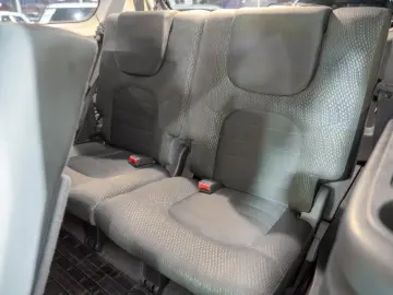 Nissan Pathfinder 2.5dCi 4x4 - Automat