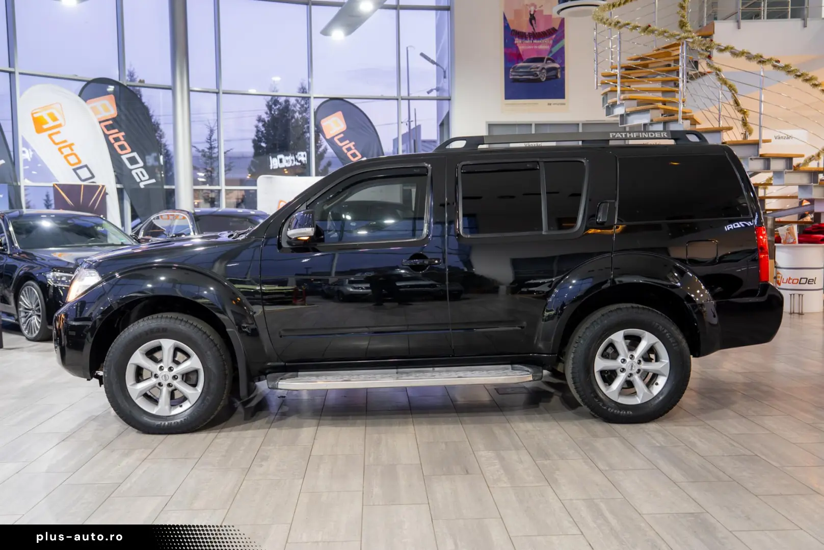 Nissan Pathfinder 2.5dCi 4x4 - Automat