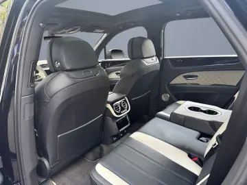 BENTLEY Bentayga S V8