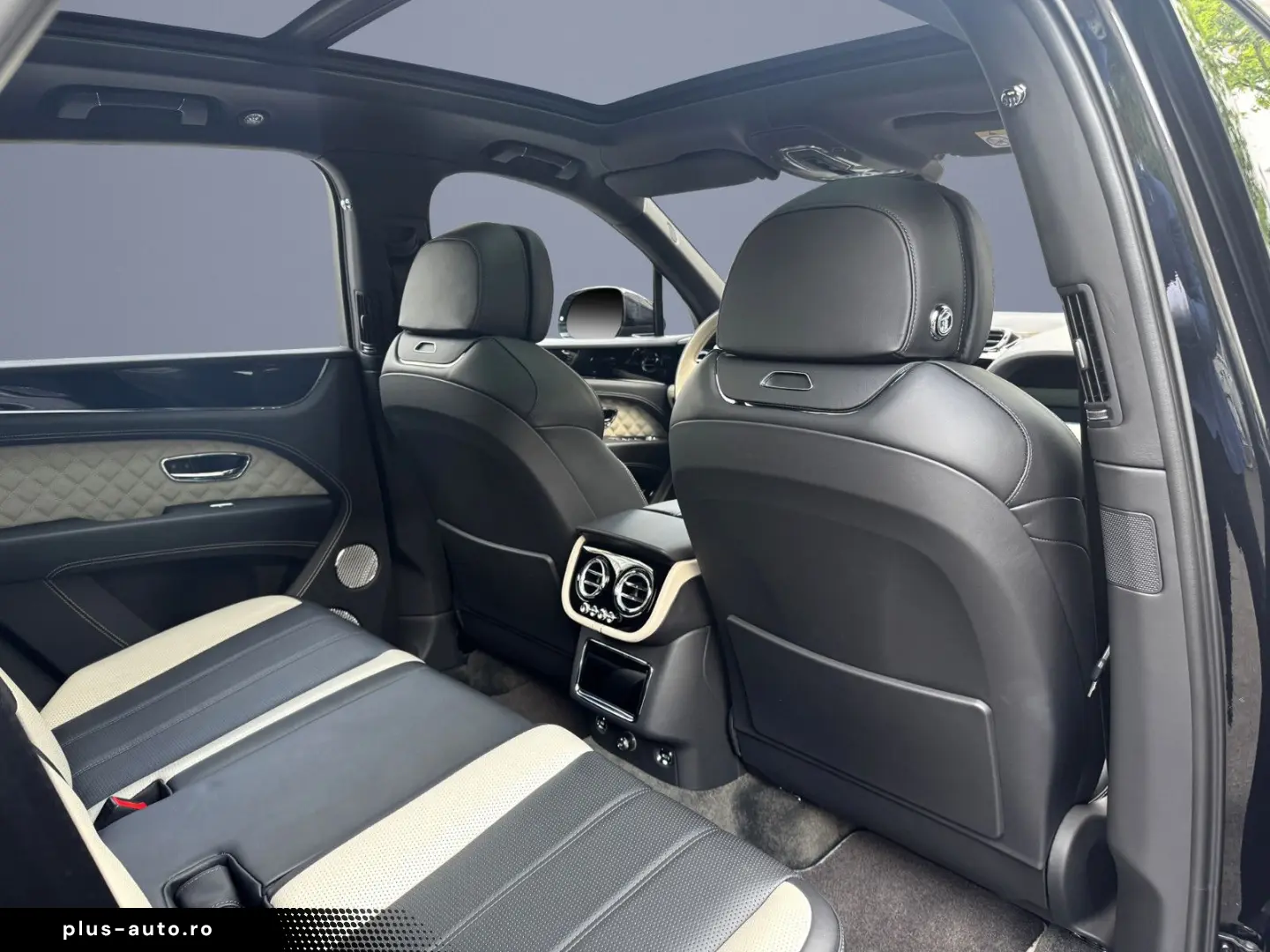 BENTLEY Bentayga S V8