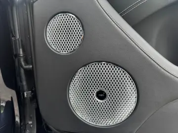 BENTLEY Bentayga S V8