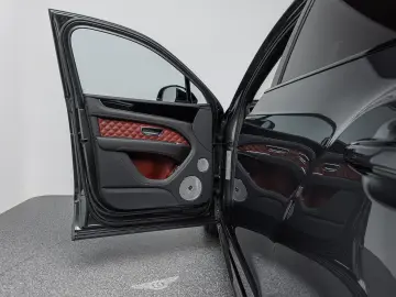 BENTLEY Bentayga S V8 RearTV Naim FMassage NightVision