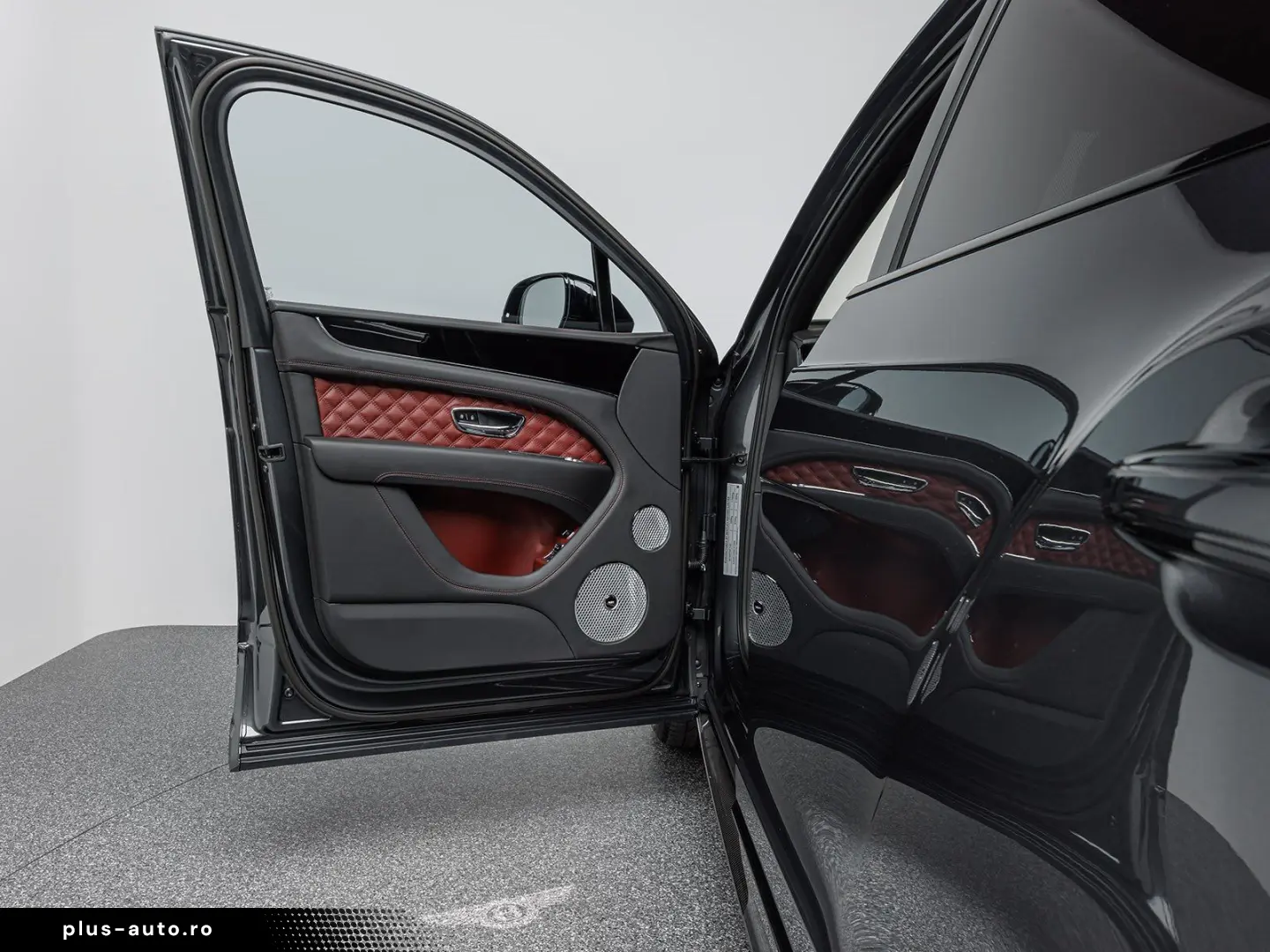 BENTLEY Bentayga S V8 RearTV Naim FMassage NightVision