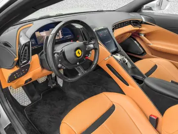 FERRARI Roma 20_ACC_CARBON_360 _MATRIX_ FULL