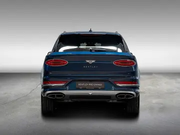 BENTLEY Bentayga EWB Azure V8  Touring Spec Comfort Spec