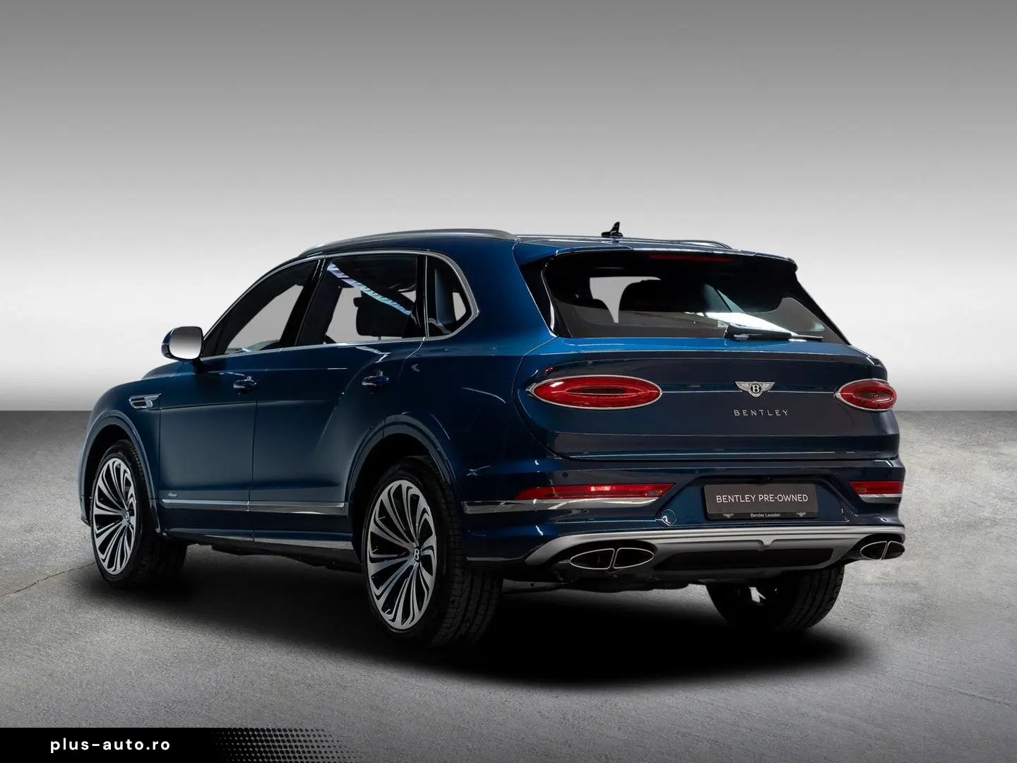 BENTLEY Bentayga EWB Azure V8  Touring Spec Comfort Spec