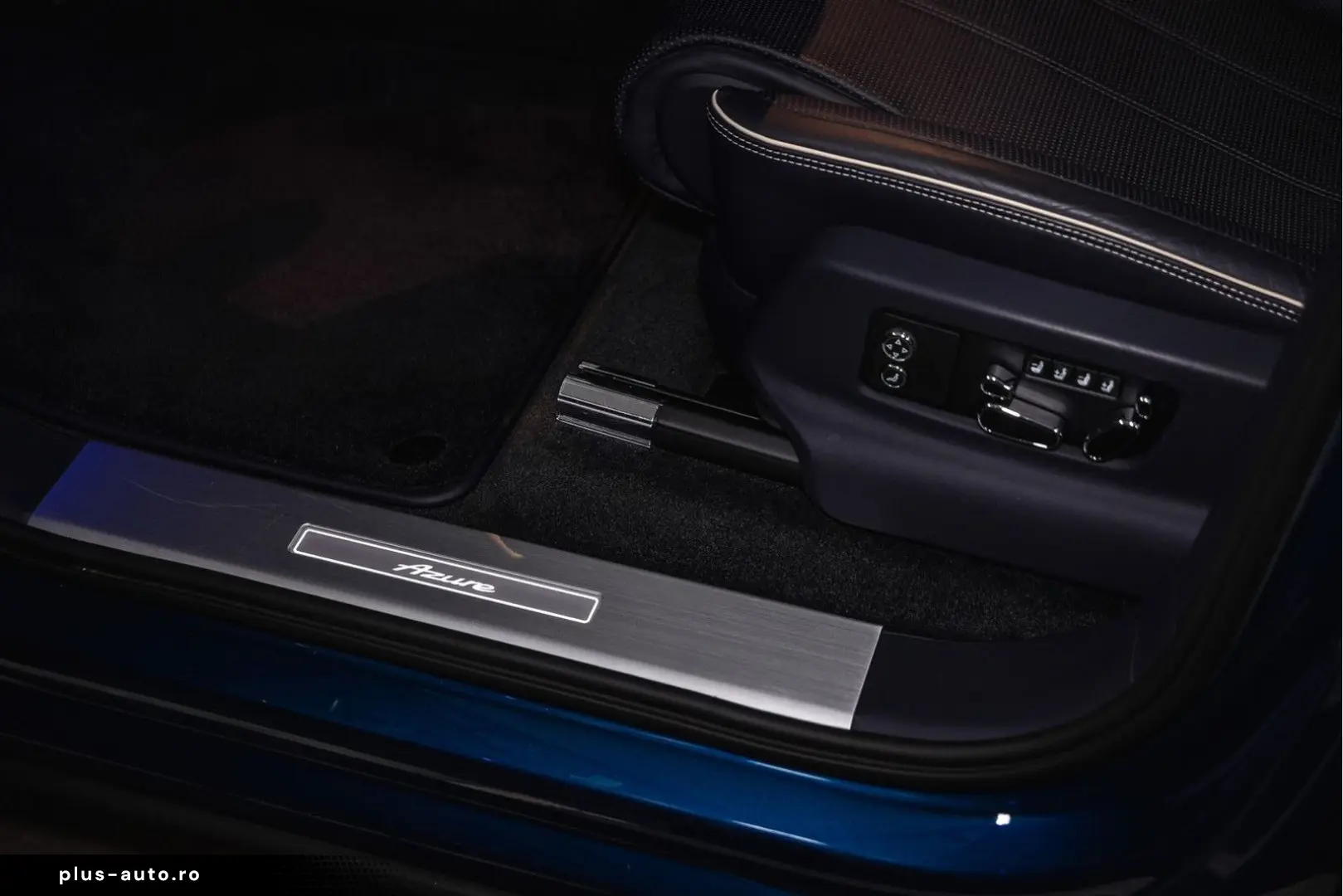 BENTLEY Bentayga EWB Azure V8  Touring Spec Comfort Spec