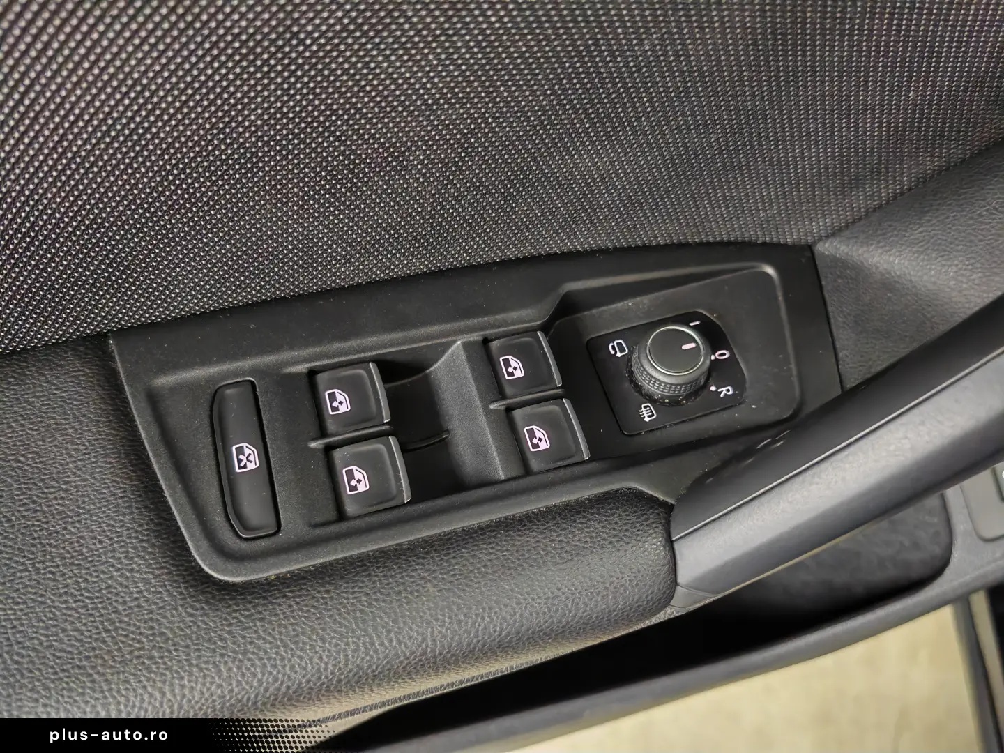 Seat Tarraco FR Hybrid Panoramic Volan încălzit Alcantara