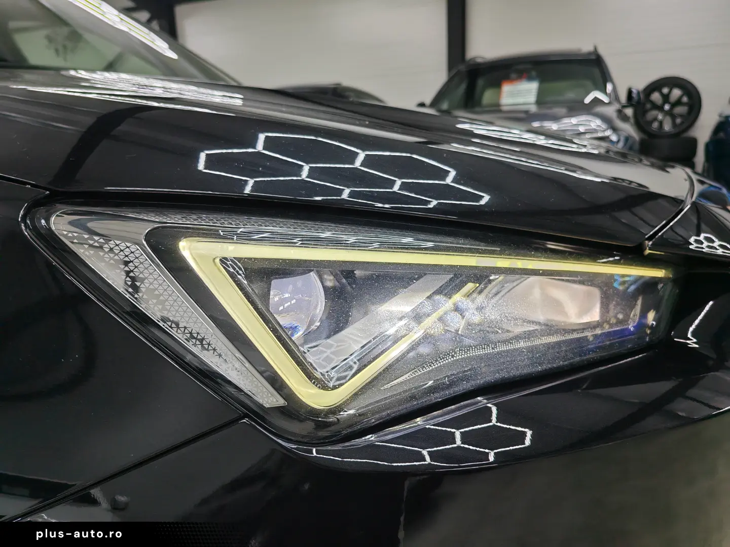 Seat Tarraco FR Hybrid Panoramic Volan încălzit Alcantara