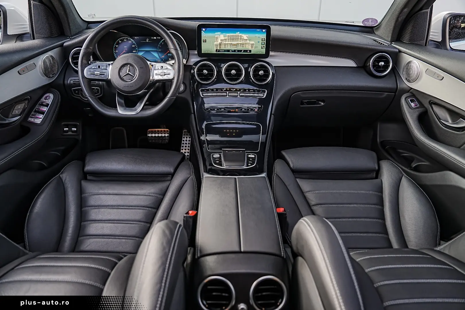 Mercedes-Benz GLC Coupe 300 e 4Matic 9G-TRONIC AMG Line