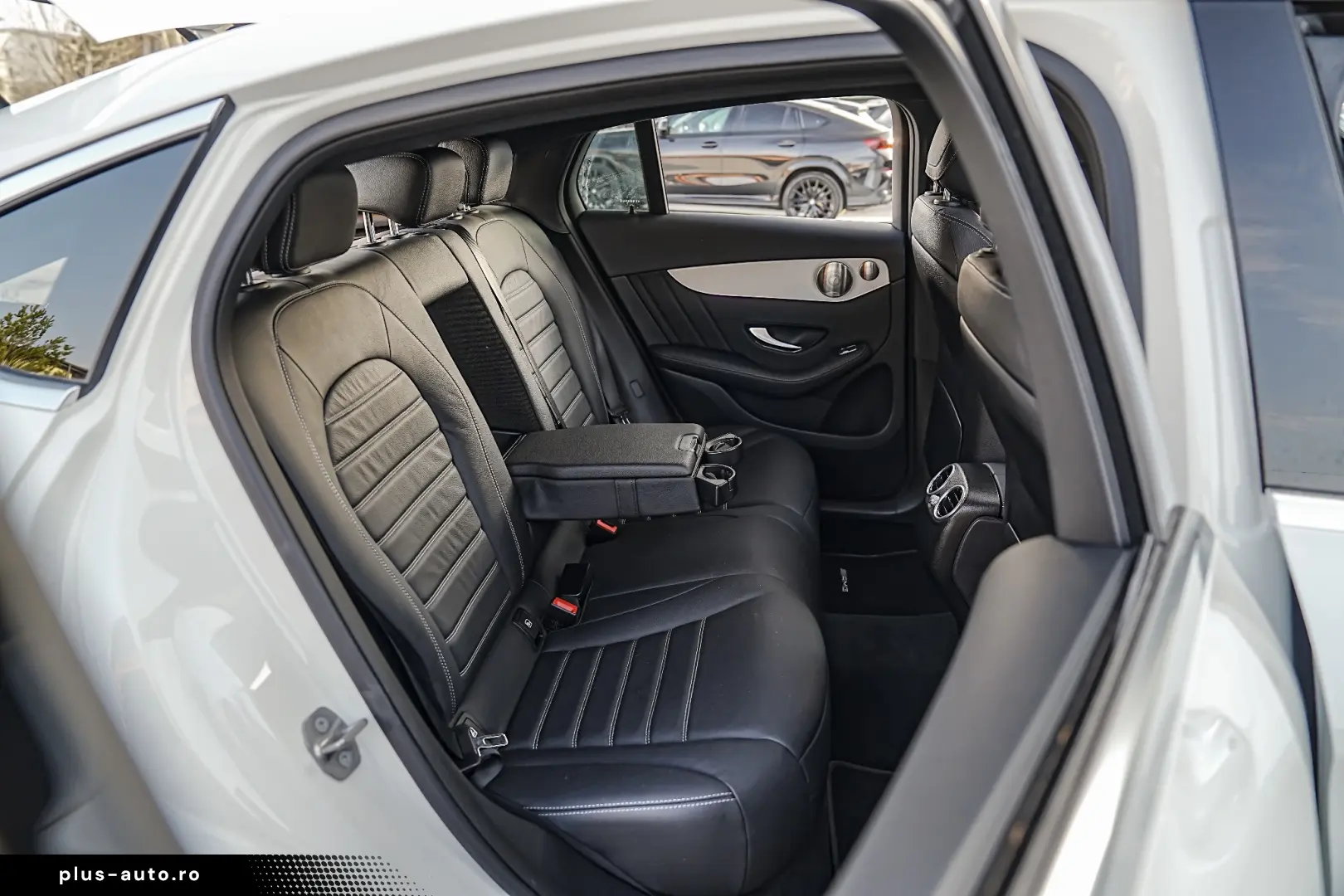 Mercedes-Benz GLC Coupe 300 e 4Matic 9G-TRONIC AMG Line