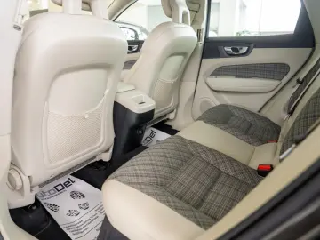 Volvo XC 60 Business 4WD