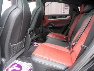 Porsche Cayenne Coupe