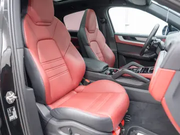 Porsche Cayenne Coupe