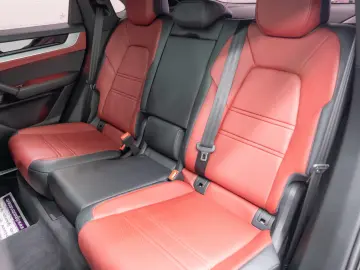 Porsche Cayenne Coupe