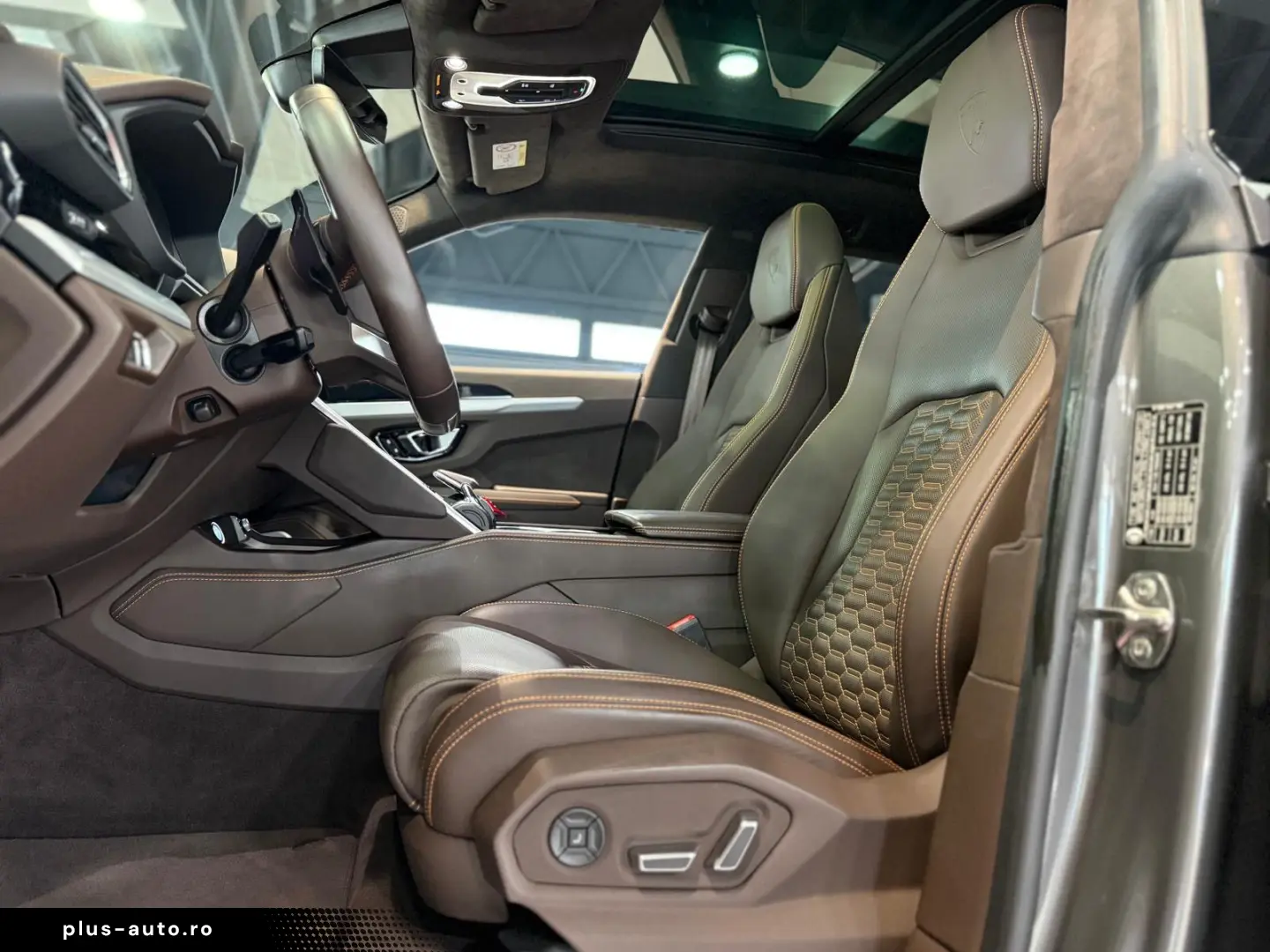 LAMBORGHINI Urus B&O VentilatedS HUD ACC 360